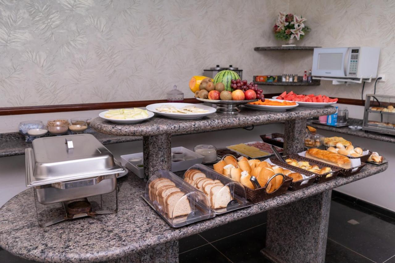 Hotel Bandeirantes 2*